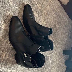 Booties/used